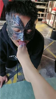 图片[10]_【咩祖】超高跟肉丝玩虐/骑马/喂口水/插嘴脚捂脸_HD绳艺资源