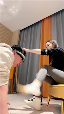 图片[16]_【川野尤娜】揪耳朵/碾压狗爪/臭鞋袜捂脸窒息_HD绳艺资源