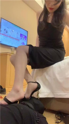 图片[15]_【小麦】小白鞋白袜踩/揪耳朵/打手心/嘴塞袜/掐脖【完整版】_HD绳艺资源