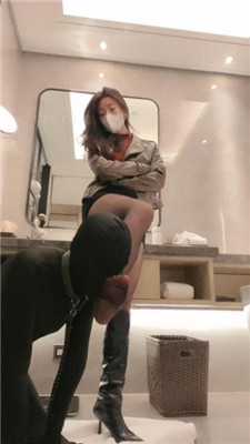 图片[11]_【禾未】腿绞窒息/蛇皮长靴踩虐/骑马/黑丝捂脸_HD绳艺资源