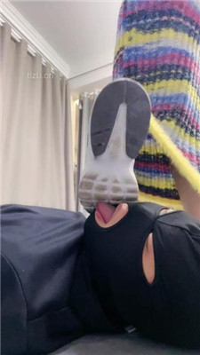 图片[10]_【cc.s】训练抽耳光/小白鞋白袜踩/脏鞋底/脚插嘴_HD绳艺资源