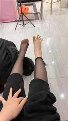 图片[16]_【大一诗诗】白领S-清理脏高跟黑丝/踩踏/抽耳光_HD绳艺资源