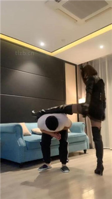 图片[18]_【奢靡】长靴S-踢踹踩踏/抽耳光/训练【完整版】_HD绳艺资源