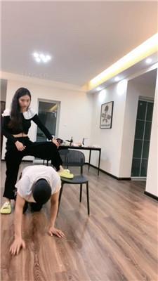 图片[8]_【七七】抽耳光/舔脏运动鞋/白袜脚捂脸/sp/转胯/掐乳_HD绳艺资源