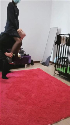 图片[6]_【凌儿】骑马转胯/高跟踩喂食/口水_HD绳艺资源