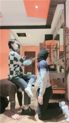 图片[13]_【子衿】双奴-磕头求虐/踩踏/碾压狗爪/舔脏鞋底/袜子塞嘴_HD绳艺资源