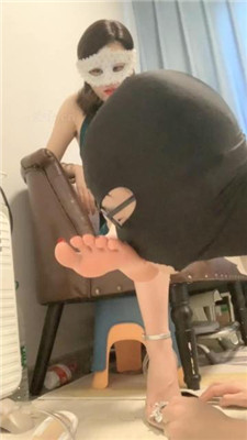 图片[4]_【DSisley】车模S-高跟凉鞋美腿诱惑狗_HD绳艺资源