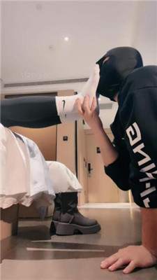 图片[11]_【沐阳大小姐】重度训练/腿绞窒息/胯下辱/闻舔超臭白袜/狗嘴夹脚趾_HD绳艺资源