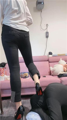 图片[7]_【冰诺】高跟碾压狗头/坐头/踩脖窒息_HD绳艺资源