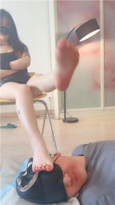 图片[12]_【不期而遇】高跟跺脸/长靴高难度挑战踢踹/耳光挑战/闻原味_HD绳艺资源