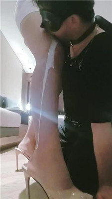 图片[9]_【美璐大大】高跟踩踏/玉足喂食_HD绳艺资源