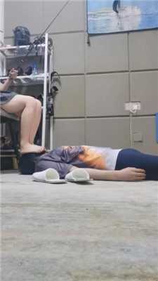 图片[10]_【魔鬼天使】白丝裸足恋足舔/全体重踩踏_HD绳艺资源