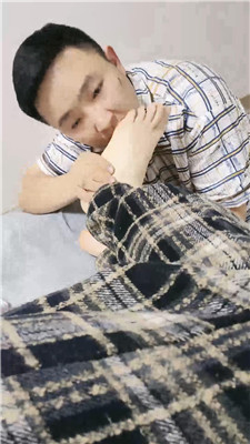 图片[18]_【青岛大混子】睡前白袜脚恋足舔【完整版】_HD绳艺资源