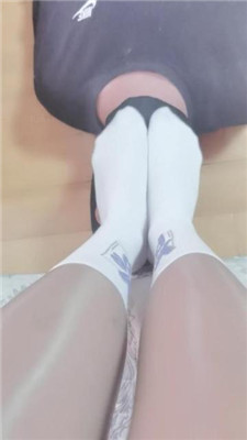 图片[2]_【游S】白袜肉丝脚踩脸窒息/袜子塞嘴踢踹/绳艺技巧掐乳_HD绳艺资源