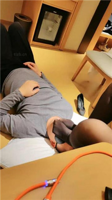 图片[14]_【情侣念主】虐绿帽-骑马/提档/踩踏/强迫闻脚舔鞋/虐乳_HD绳艺资源