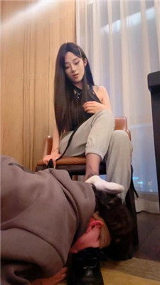 图片[3]_【不知名美女】车模S-皮鞋白袜黑丝气味控制_HD绳艺资源