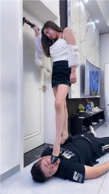 图片[25]_【麋鹿银儿】御姐S骑训双奴-浓痰喂食喷脸/全体重踩踏_HD绳艺资源