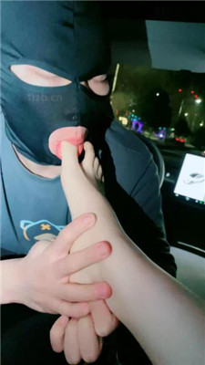 图片[8]_【冷玥】户外抓住偷拍狂疯狂虐【上】_HD绳艺资源