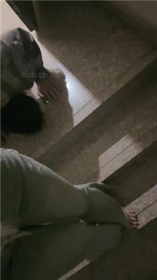 图片[16]_【桃幼幼】狂舔休闲板鞋/踢踹虐打/近距离恋足舔【完整版】_HD绳艺资源