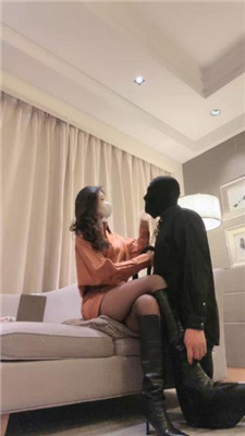 图片[5]_【禾未】长靴黑丝踩踏/腿绞转胯/嘴叼白袜_HD绳艺资源