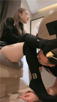 【魅儿】高跟长靴-踩地毯狗奴/绳艺技巧虐乳_HD绳艺资源