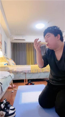 图片[8]_【不期而遇】足疗师上线-恋足小狗-赏赐超大杯圣水_HD绳艺资源