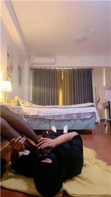 图片[2]_【不期而遇】黑丝裸足恋足舔/脚深喉/踩踏/耳光/赏赐圣水_HD绳艺资源