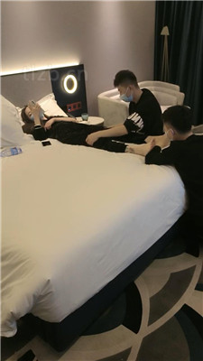 图片[2]_【舞池大大】双奴伺候主人洗漱就寝_HD绳艺资源