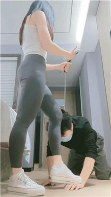 图片[5]_【妮蔻】帆布鞋全体重踩狗头_HD绳艺资源