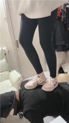 图片[12]_【小月牙】纹身女S-滴蜡/运动鞋踩虐/训练/脚喂食_HD绳艺资源