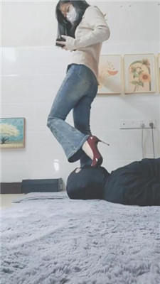 图片[6]_【灵竹】红高跟恋足跪舔/吮吸脚趾_HD绳艺资源