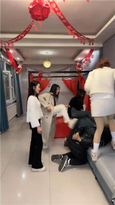 图片[5]_【精神小妹】校园高难度挑战-素人4S学生-高难度挑战踢踹【上】_HD绳艺资源