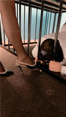 图片[2]_【潘妮绳艺导师】车模S-黑丝高跟诱惑-圈养狗笼_HD绳艺资源