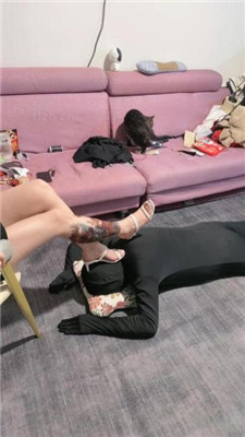 图片[4]_【冰诺】高跟凉鞋-长靴全体重踩狗头_HD绳艺资源