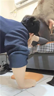 图片[10]_【嘉妮】当脚垫/长靴肉丝踩/臭脚捂脸_HD绳艺资源