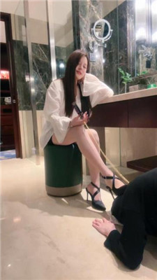 图片[5]_【琪琪大人】偷闻原味内裤被后妈发现_HD绳艺资源