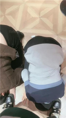 图片[5]_【子衿】双奴-磕头求虐/踩踏/碾压狗爪/舔脏鞋底/袜子塞嘴_HD绳艺资源