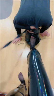 图片[14]_【腿腿祖宗】凶狠御姐-皮裤皮靴玩虐下贱表弟_HD绳艺资源