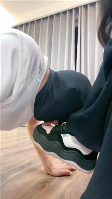 图片[2]_【七七】抽耳光/舔脏运动鞋/白袜脚捂脸/sp/转胯/掐乳_HD绳艺资源