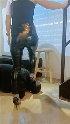 图片[7]_【绯闻王妃】皮裤S-高跟踩狗头/喂漱口水/骑马_HD绳艺资源