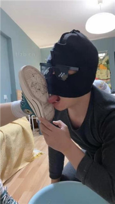 【黑泽兮】帆布鞋白袜-刷鞋狗的最爱【完整版】_HD绳艺资源