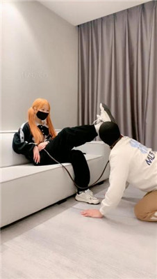 图片[5]_【栗子】cos女神-小白鞋白袜虐/镜前辱/踩狗爪/踩踏【双视角版】_HD绳艺资源