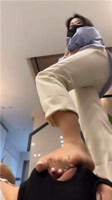 图片[18]_【辣姐】磕头求虐/转胯狗爬/丝袜脚诱惑/高跟踩乳_HD绳艺资源