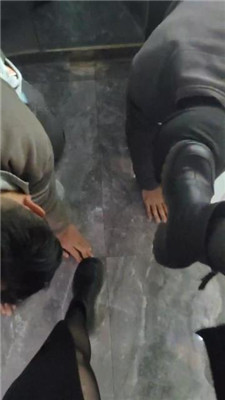 【然而】短靴黑丝-双奴下跪争宠求虐_HD绳艺资源