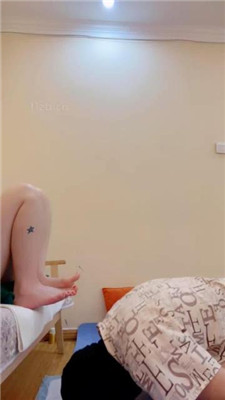 图片[4]_【不期而遇】清理脏鞋底/裸足狂舔/闻香水发骚_HD绳艺资源