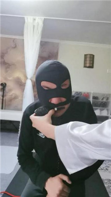 图片[25]_【游S】白袜肉丝脚踩脸窒息/袜子塞嘴踢踹/绳艺技巧掐乳_HD绳艺资源