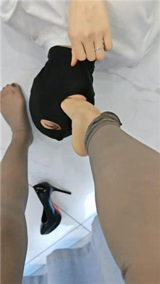 图片[16]_【小野】恨天高踩狗爪/高跟丝袜跪舔/提档_HD绳艺资源