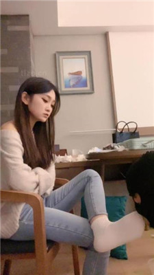 图片[13]_【川野尤娜】老爹鞋白袜踩/喂大量口水/吃袜子_HD绳艺资源