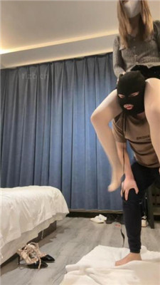 图片[9]_【晓雅】铆钉高跟玩虐/耳光/牵狗链/胯下辱_HD绳艺资源