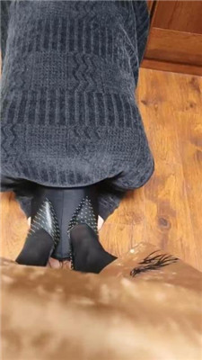 图片[2]_【宴青】钉子高跟-黑丝跪舔/脚蹂躏脸_HD绳艺资源